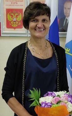 Кочнева Лариса Борисовна.